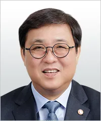 Chae Hwi-young