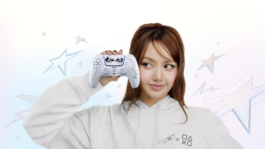 Lisa携手PlayStation推出限定版DualSense手柄及周边,10月开启预购