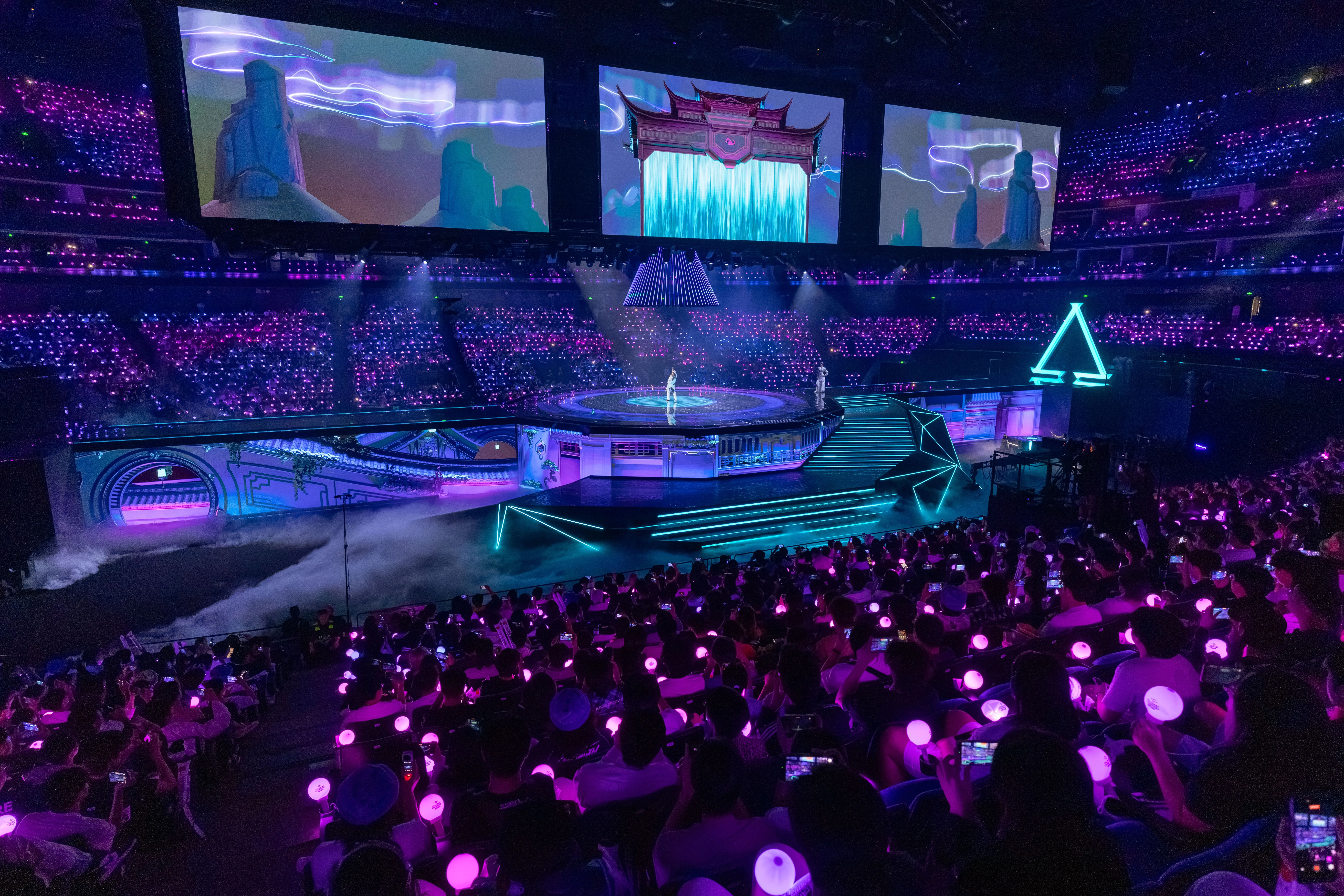 VALORANT Champions Shanghai stage inside Mercedes-Benz Arena Shanghai.
