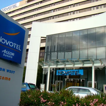 Novotel London West