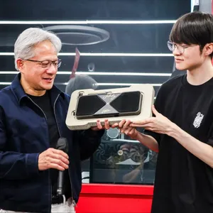 Daily eSports称SK与Comcast围绕T1主导权展开争夺